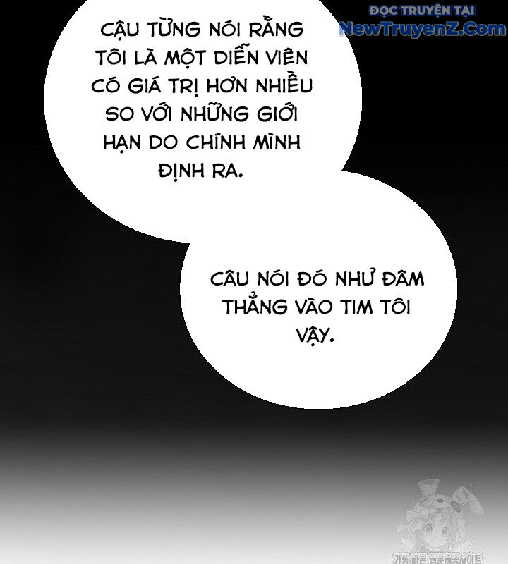 Sống Như Một Diễn Viên