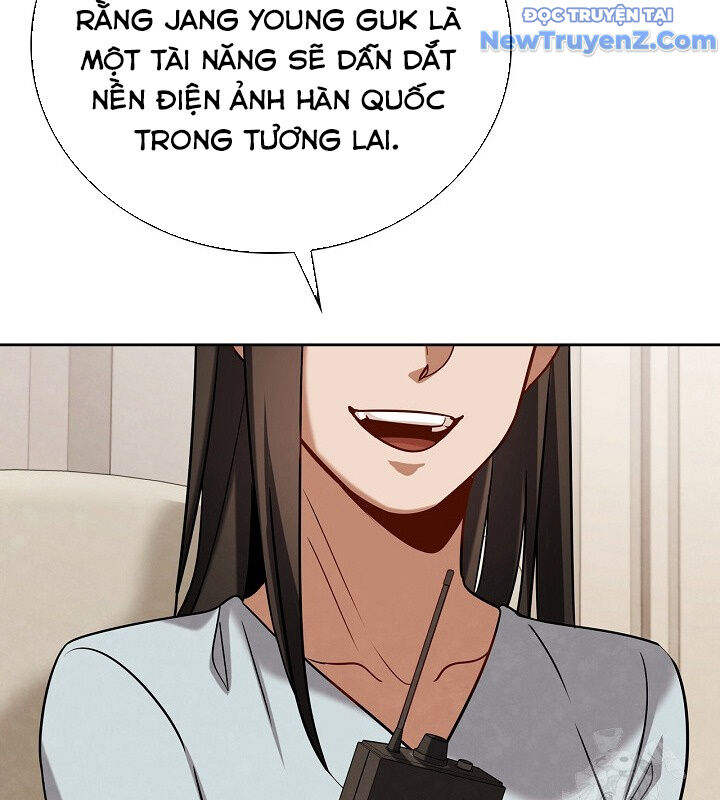 Sống Như Một Diễn Viên