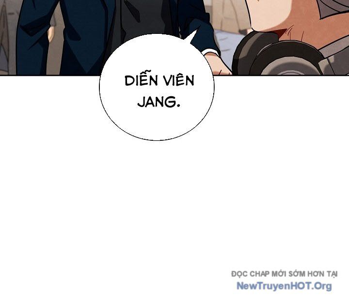 Sống Như Một Diễn Viên